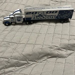 Penn State 2000 Truck